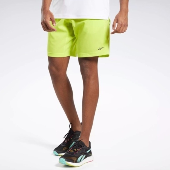 Reebok WORKOUT READY WOR Woven SHORTS in Acid Yellow Size S - Picture 3 of 10